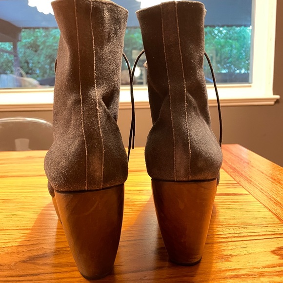 New Coclico Suede Lace-up Wood Sole Clog Booties - Picture 3 of 6